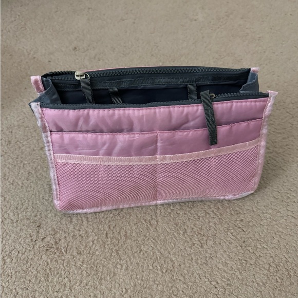 Purse Organizer - Picture 1 of 3